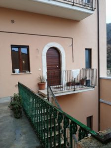 Ofena casa indipendente