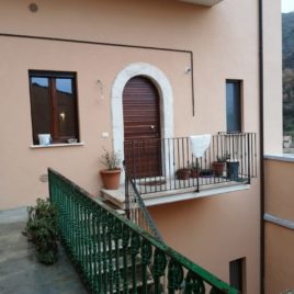 Ofena casa indipendente